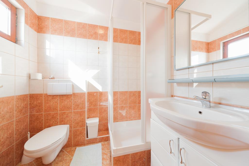 Apartmenthaus Hana Karlobag Dış mekan fotoğraf