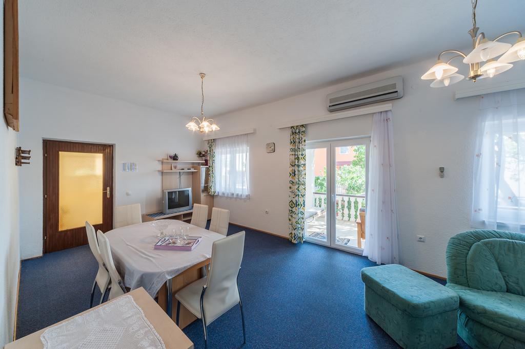 Apartmenthaus Hana Karlobag Dış mekan fotoğraf