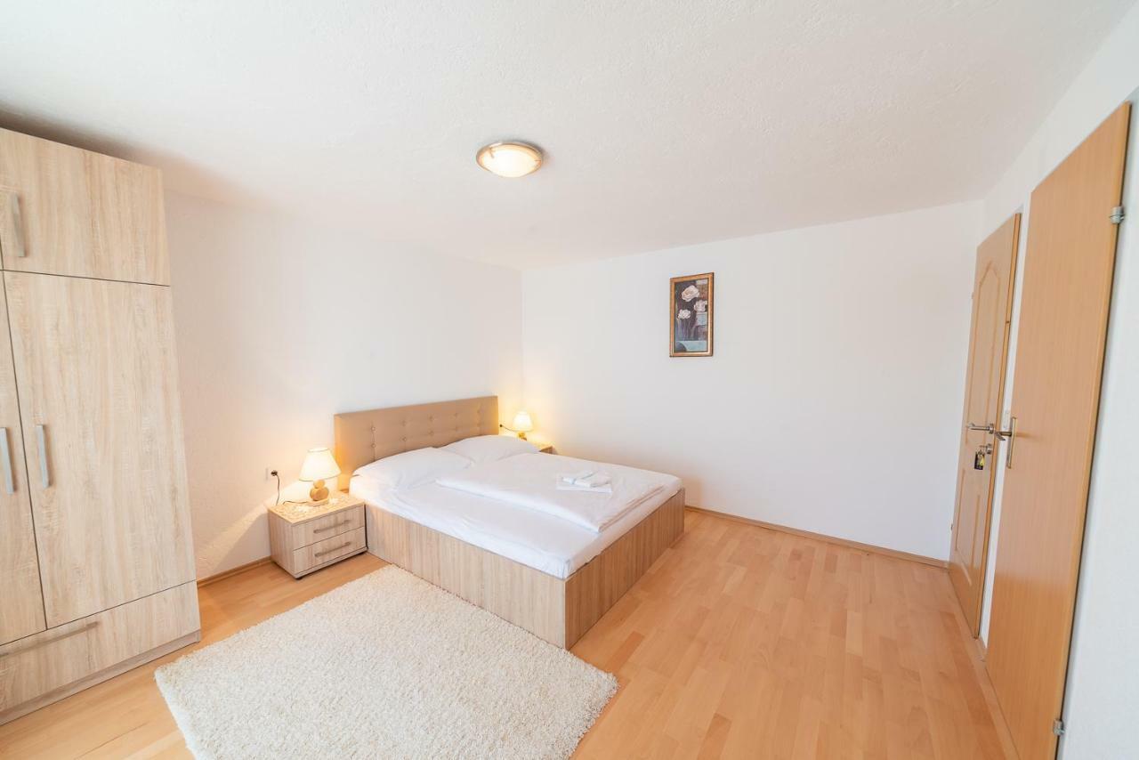 Apartmenthaus Hana Karlobag Dış mekan fotoğraf