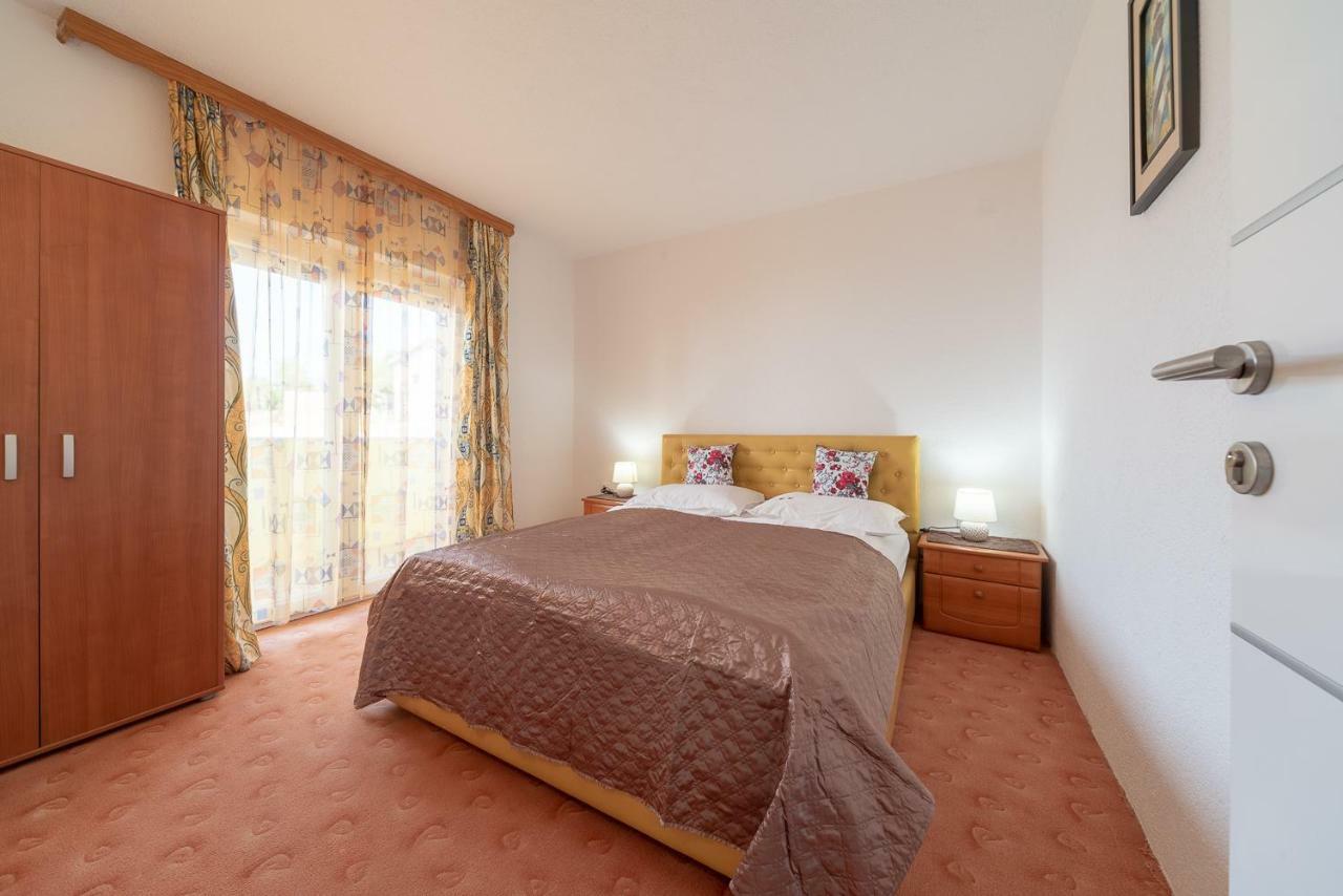 Apartmenthaus Hana Karlobag Dış mekan fotoğraf